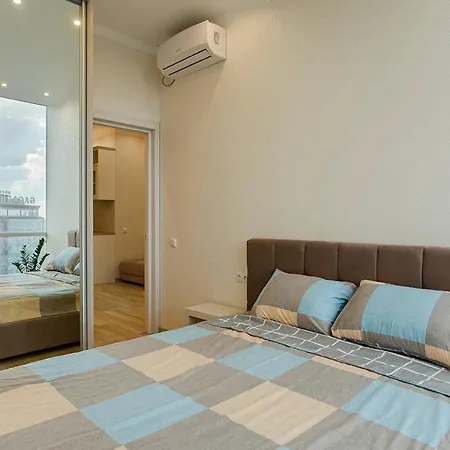 2-Roomed Apartment With Living Room Одесса Экстерьер фото